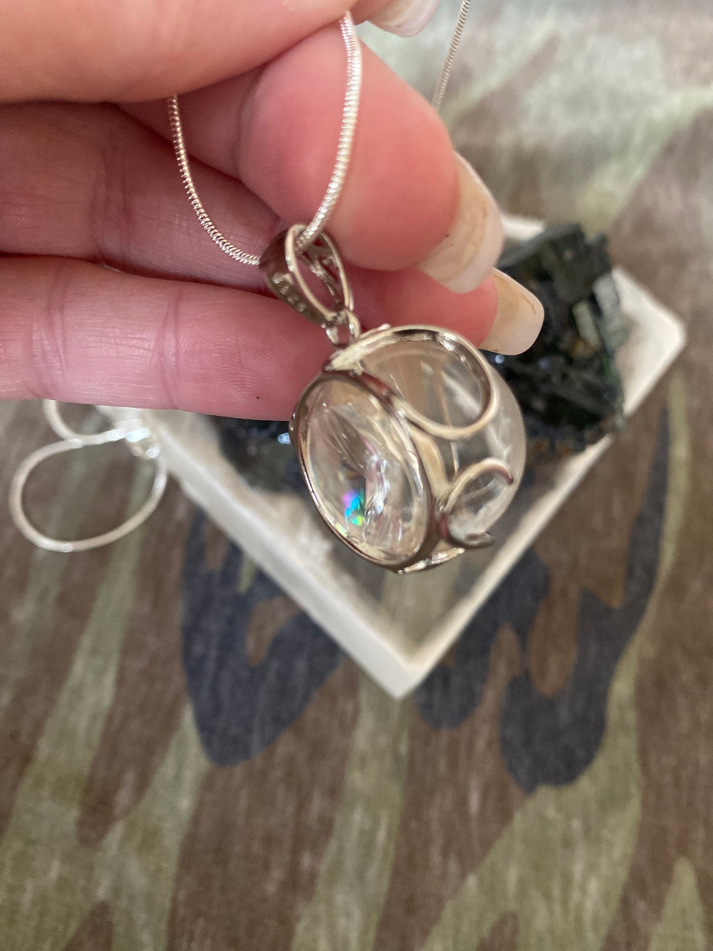 Clear Quartz Magical Pendant GIFT Free Chain